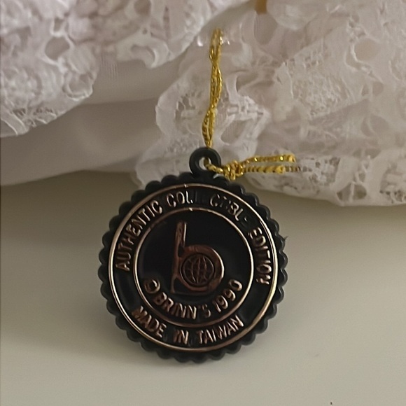 Brinn’s Ruth & Little Girl Dolls - Picture 12 of 12